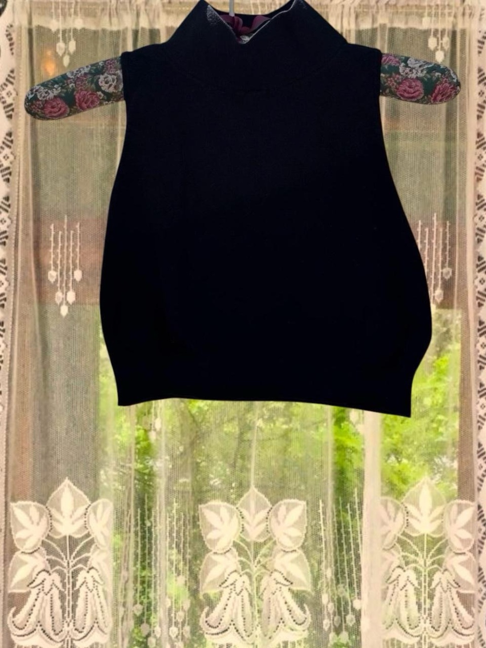 Cropped Turtleneck